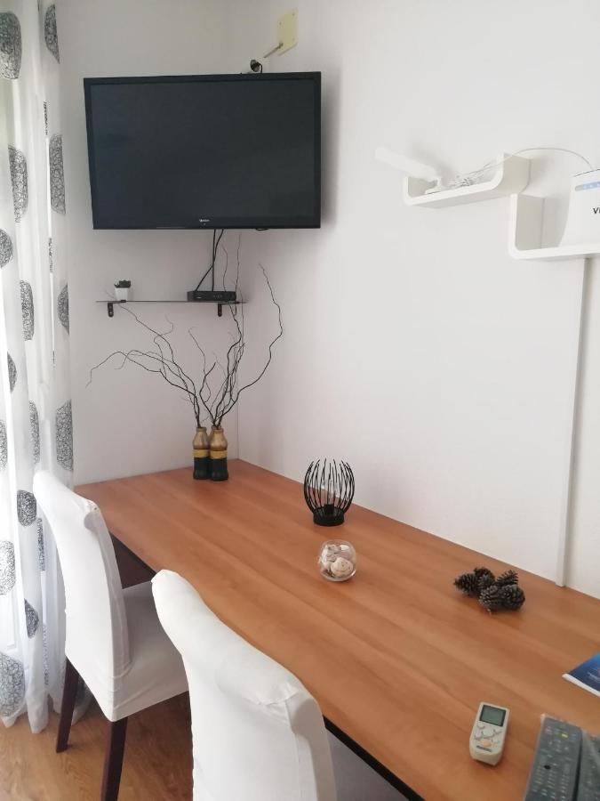 Apartments 4 Me Trogir Exterior photo